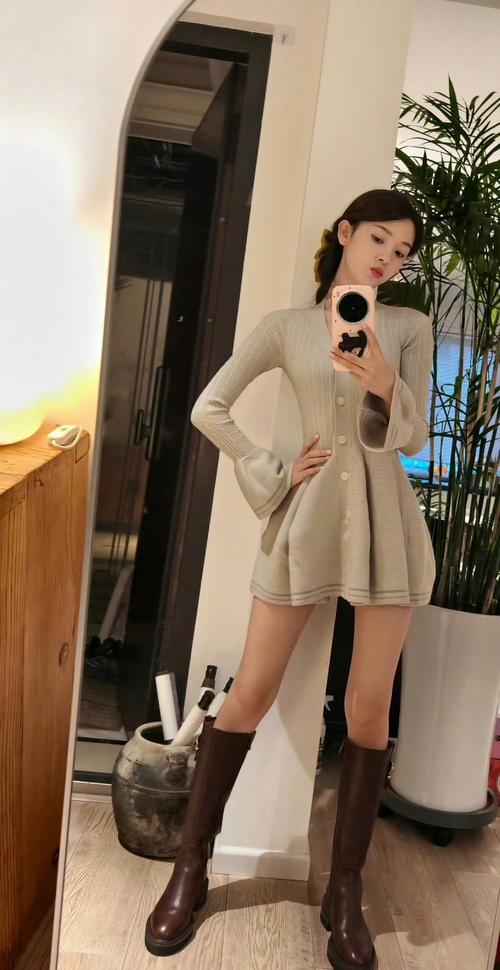 中国女明星喜欢穿什么衣服？