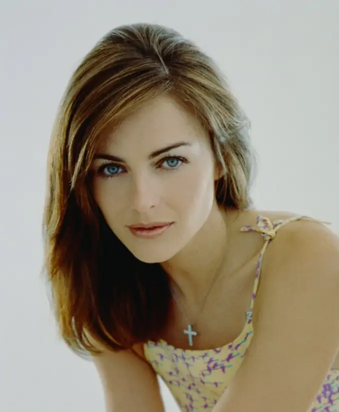 惠丽女明星_伊丽莎白·赫利 美貌身材 时尚偶像