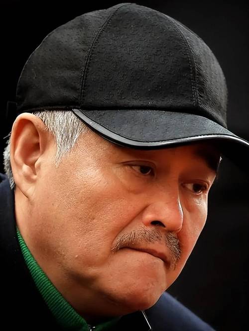 赵本山在娱乐圈的地位：隐退13年无人能撼