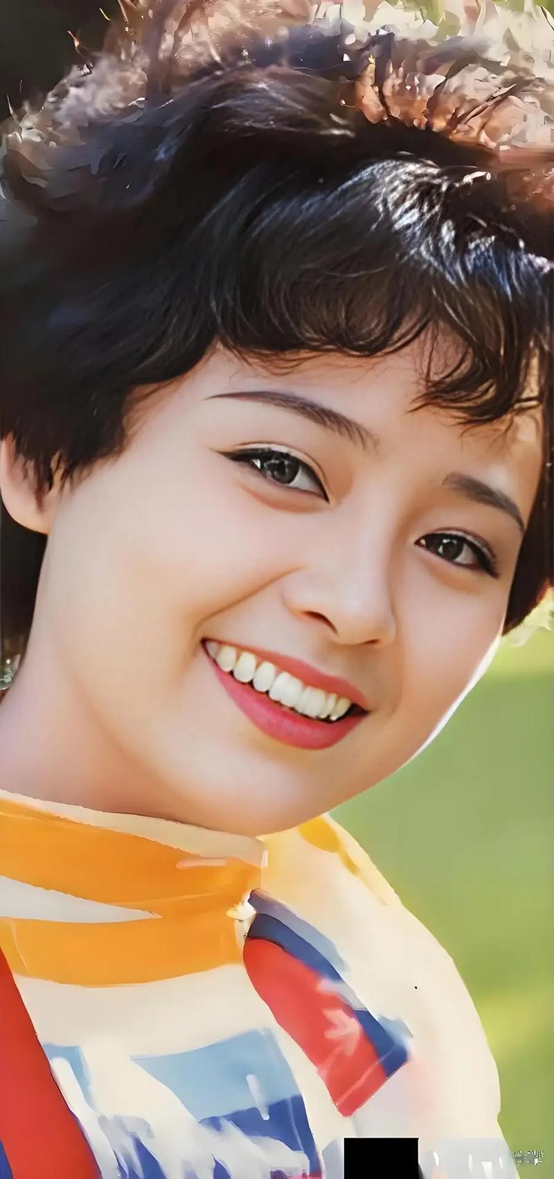 一张张珍藏的女明星前辈照片，藏着你我回不去的青春